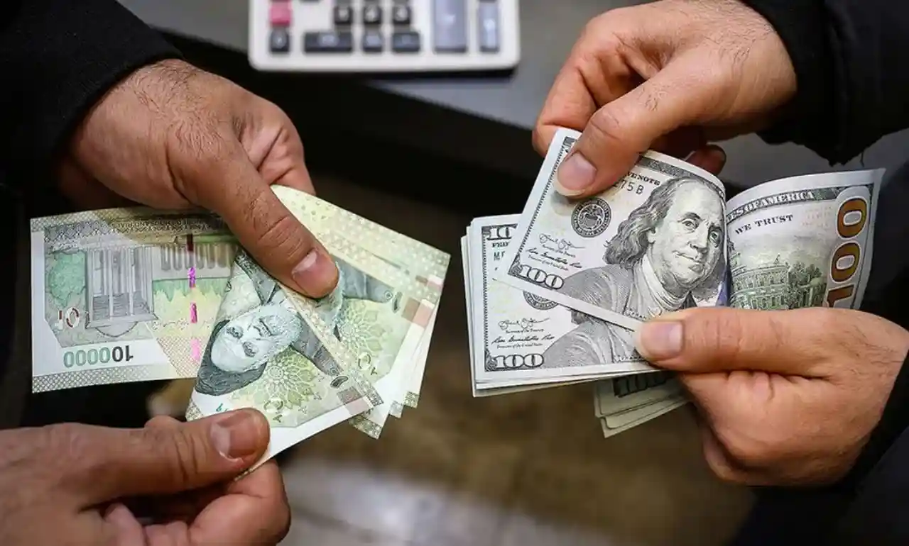 نرخ دلار کانادا و آمریکا