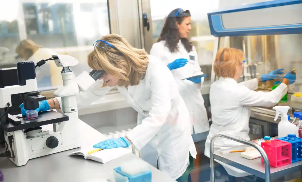 پزشکان در کانادا