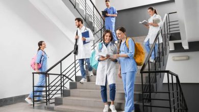 کمک‌هزینه جدید انتاریو برای دانشجویان پزشکی خانواده
