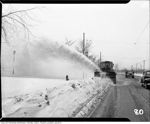 Snow blower, 1940s