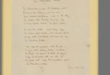 نسخه‌های خطی شعر In Flanders Fields