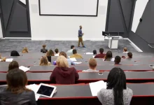 کمک‌هزینه‌های دانشجویی