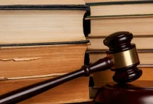 حق دسترسی همه مردم به اطلاعات یا پروژه SecretCanada.com