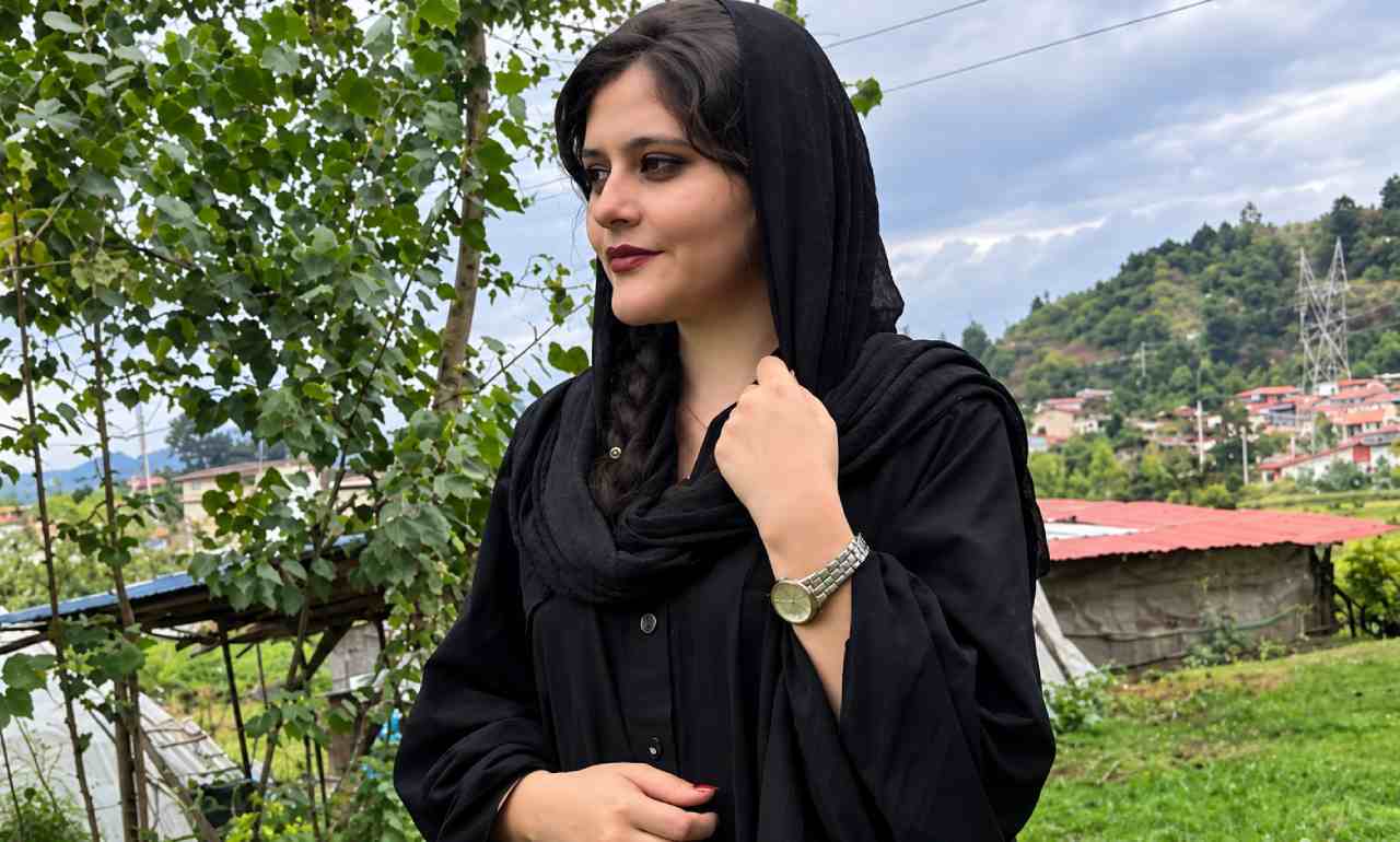 مهسا امینی